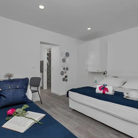 Apartment Luxurious Toma Makarska